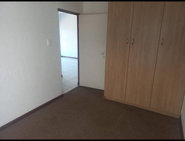 2 BEDROOM PROPERTY TO RENT IN VANDERBIJLPARK CW 1